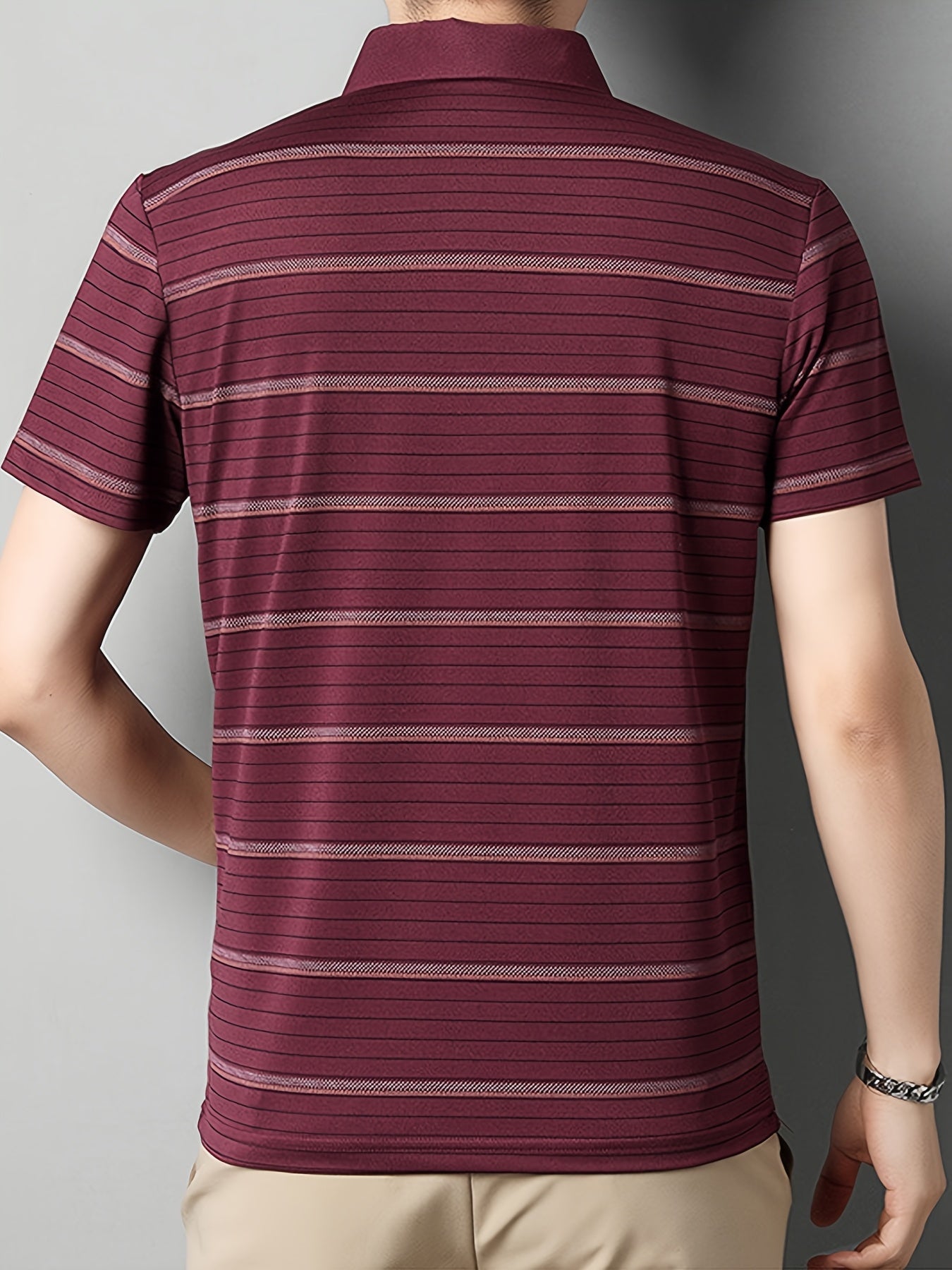 Herren Polo-Shirt mit Streifenmuster und Brusttasche – Stilvoll für Freizeit und Büro