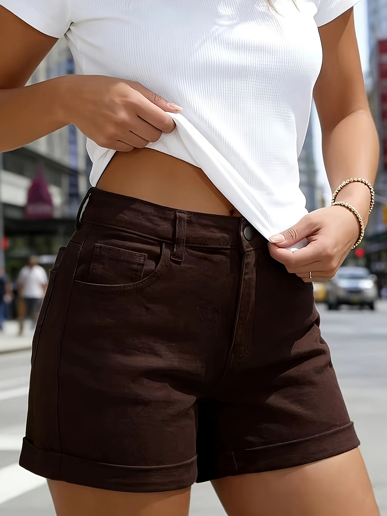 Damen High Waist Jeansshorts mit Umschlag – Modische Freizeitshorts für Alltag und City
