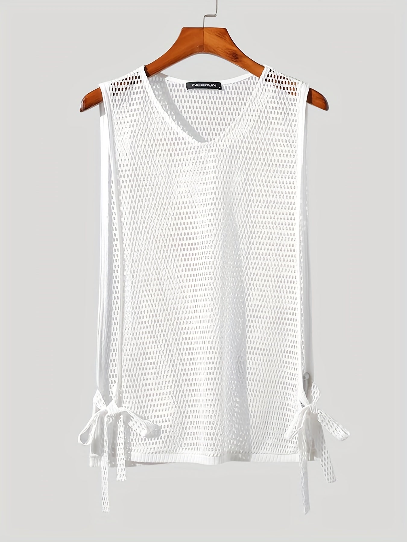Herren Mesh-Top mit offenen Seiten – Moderner Streetstyle Look für Festivals und Partys