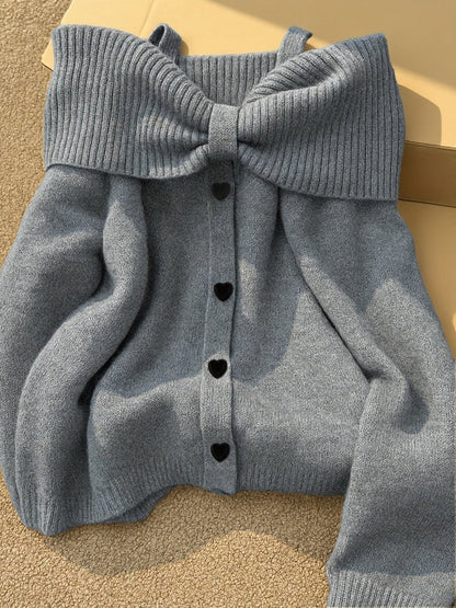 Damen Strickpullover Carmen-Ausschnitt mit Schleife und Herzknöpfen