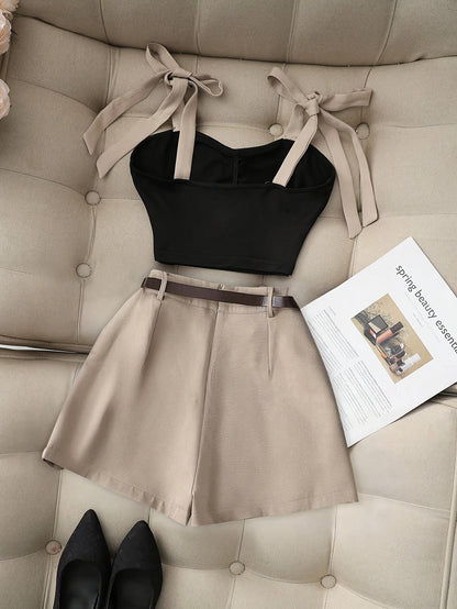 Damen Zweiteiler Set mit Crop Top und Wickelshorts – Modisches Outfit für Alltag und Freizeit