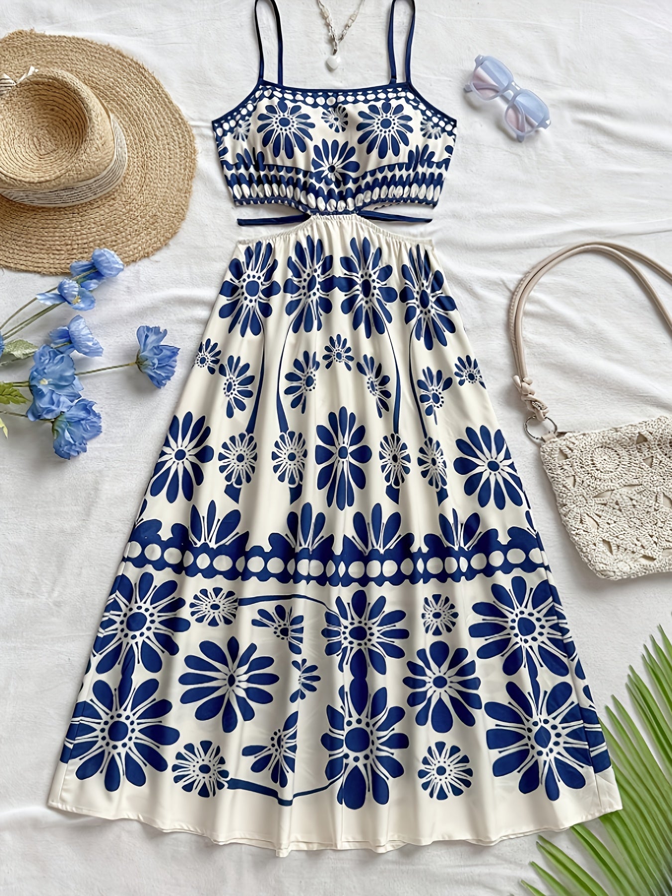 Damen Maxikleid mit Blumenmuster und Cut-Out-Detail – Eleganter Sommerstil