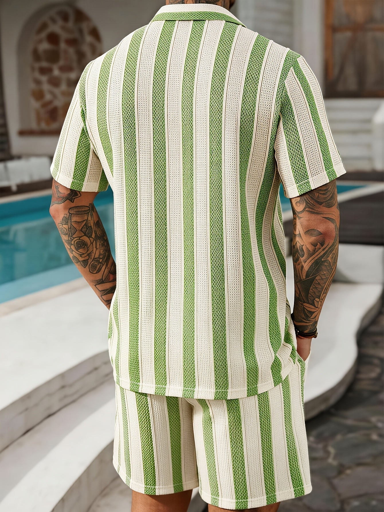Herren Set Kurzarmhemd und Shorts im lässigen Streifen-Design für Sommer und Freizeit