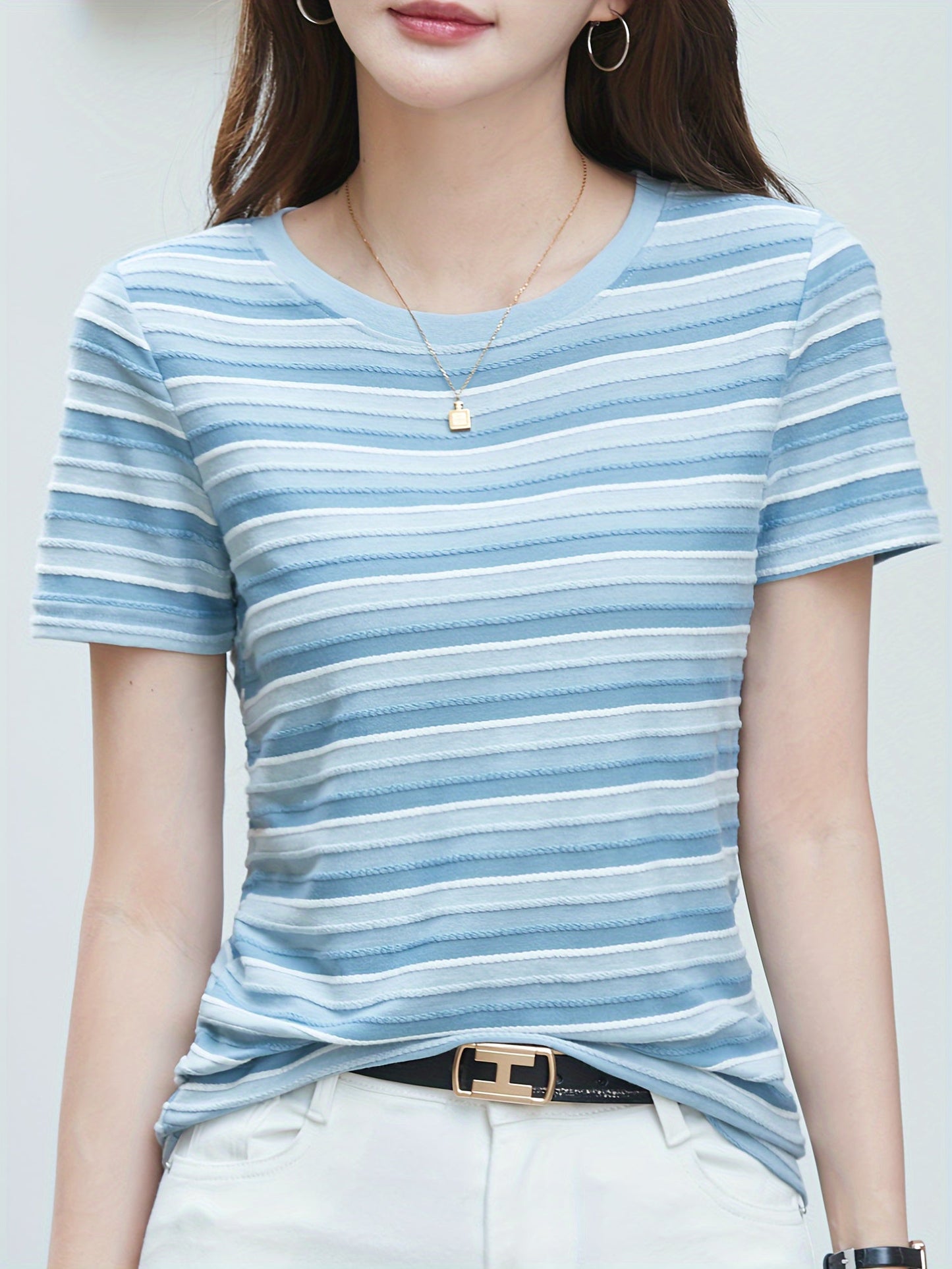 Damen T-Shirt im Casual-Stil mit Streifen und Rundhalsausschnitt – Perfekt für Alltag und Freizeit
