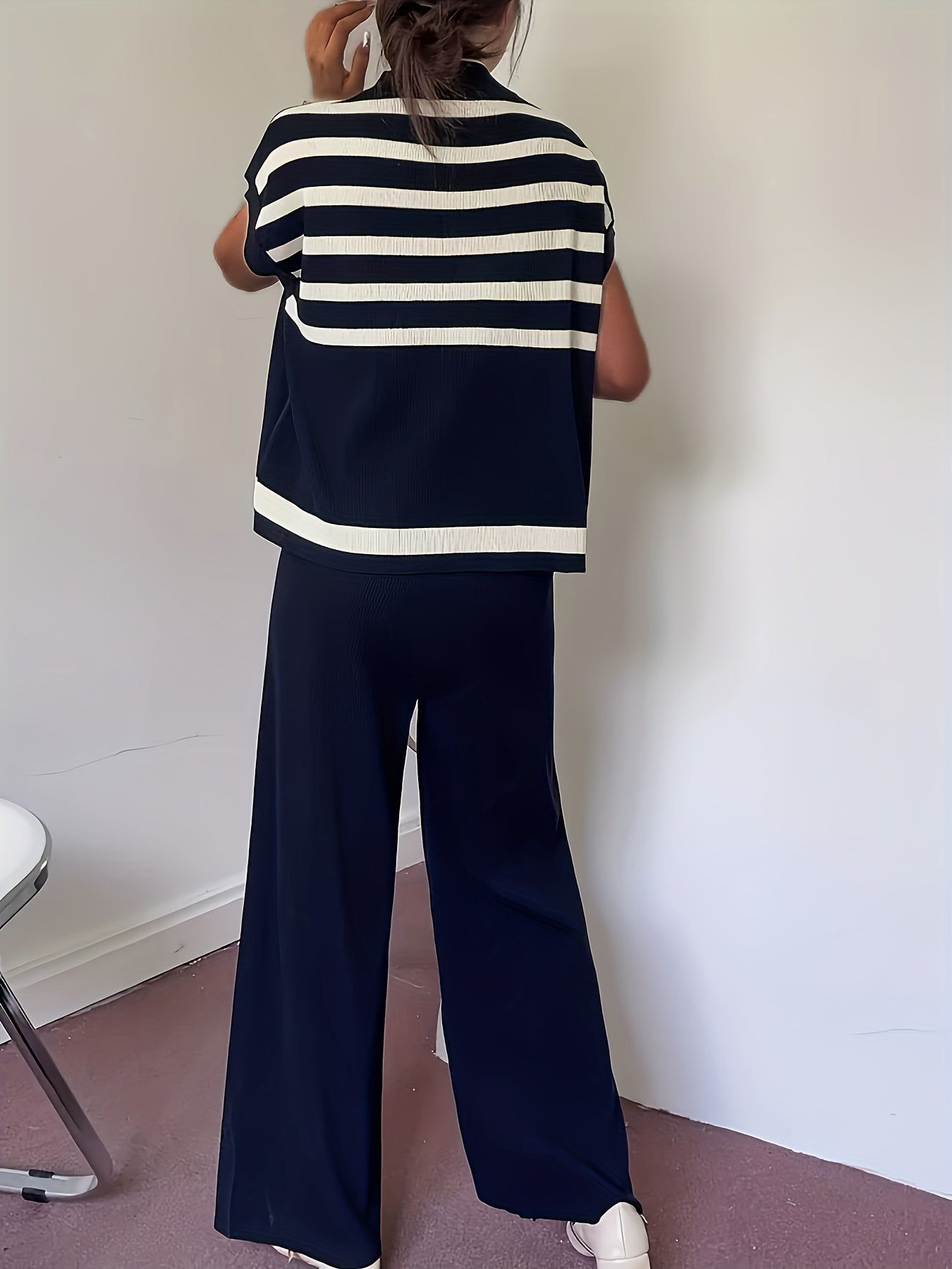 Damen Elegantes Streifen-Set mit weiter Hose und Kurzarm-Oberteil – Perfekt für Büro & Freizeit