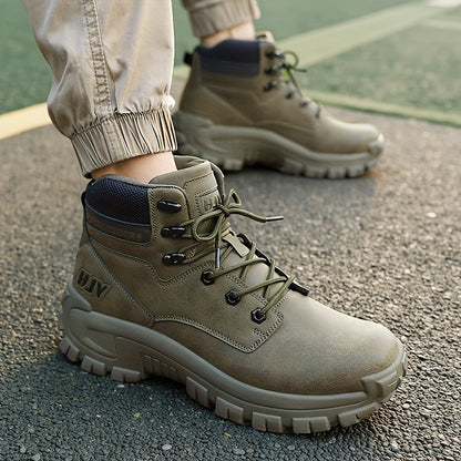 Herren Outdoor Stiefel mit Schnürung, hohem Schaft und profilierter Sohle