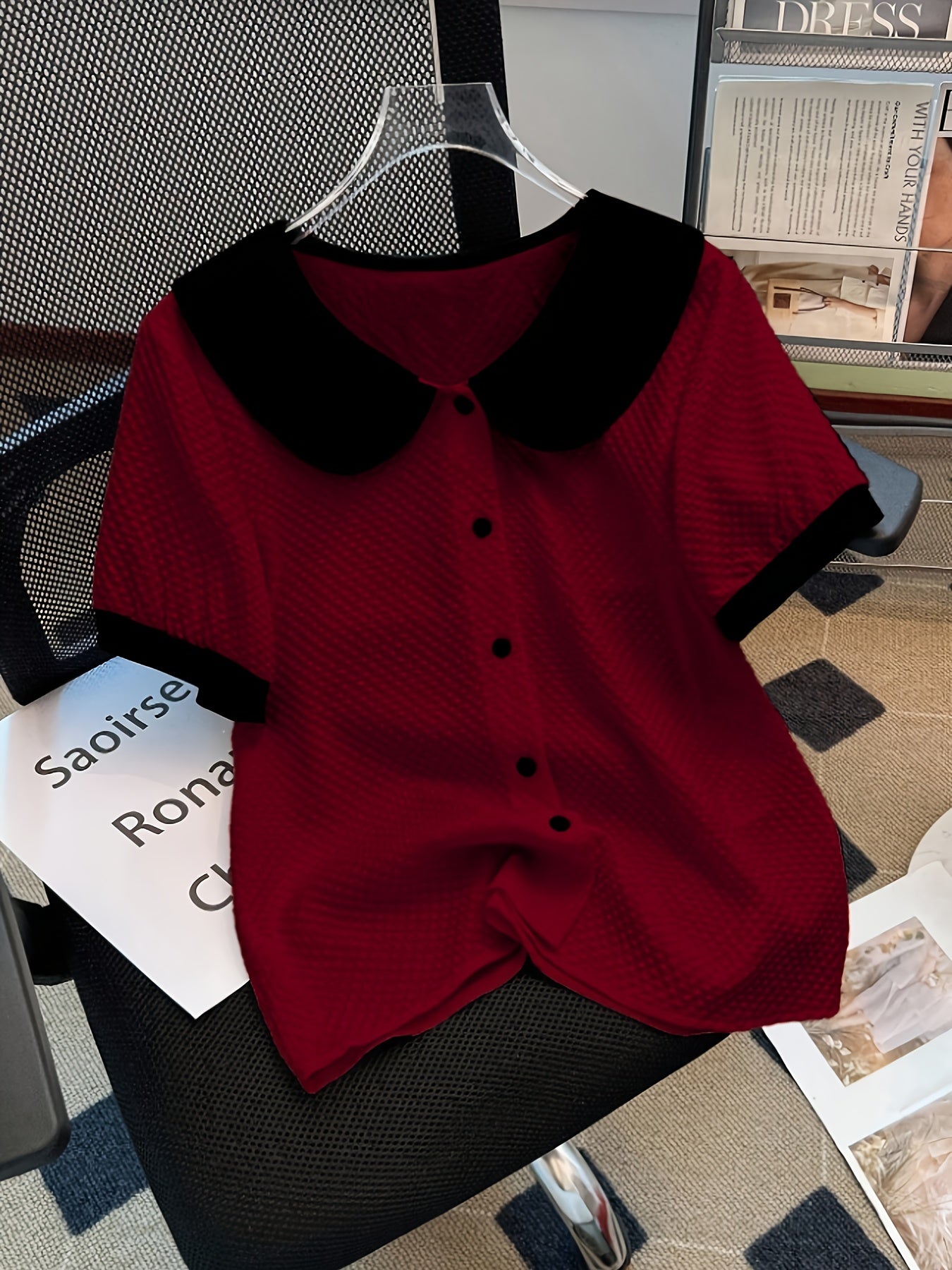 Damen Bluse mit kontrastierendem Kragen im Vintage-Stil – Elegante Freizeitmode für Büro und Alltag