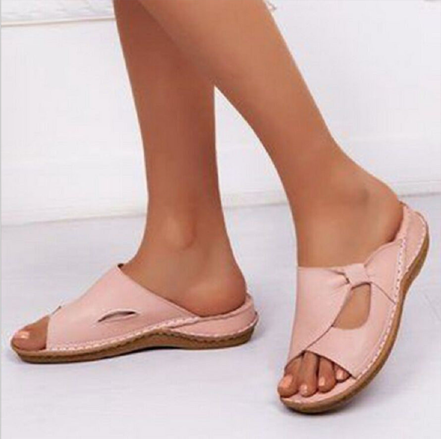 Holly – Große Damen Sandalen mit Keilabsatz