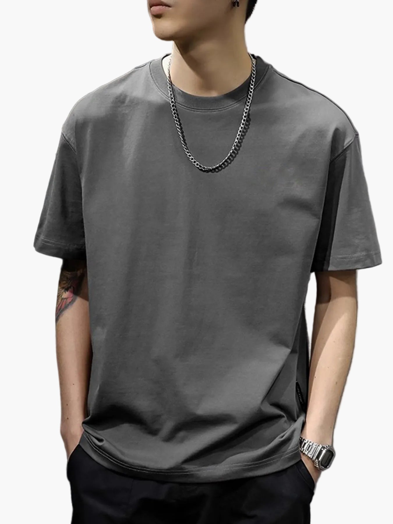 Herren Basic T-Shirt – Lässiger Streetwear Stil für Alltag und Freizeit