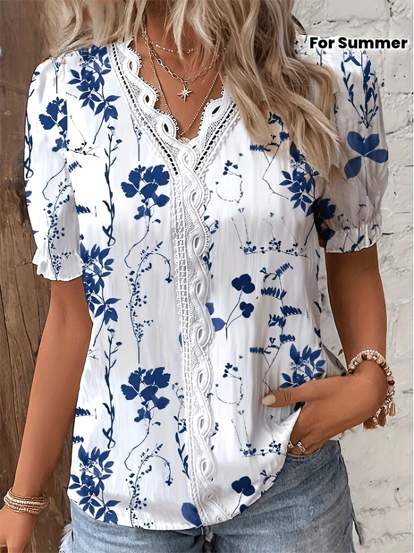 Damen Bluse mit Spitzenbesatz und floralem Print – Elegante Sommermode im Casual-Stil