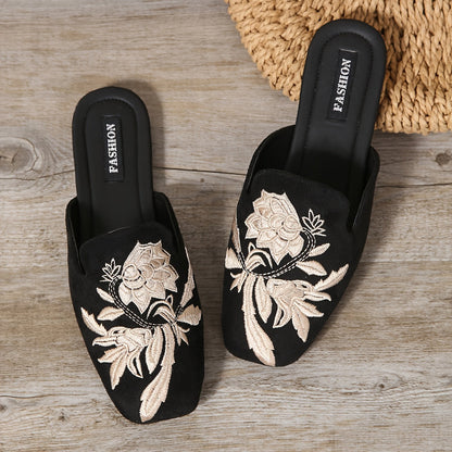 Damen Slipper mit Stickerei – Elegante Slip-On Schuhe für Alltag und besondere Anlässe