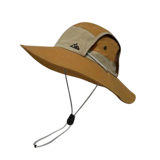 Breitkrempiger Outdoor Hut mit Kinnriemen und Kordelstopper