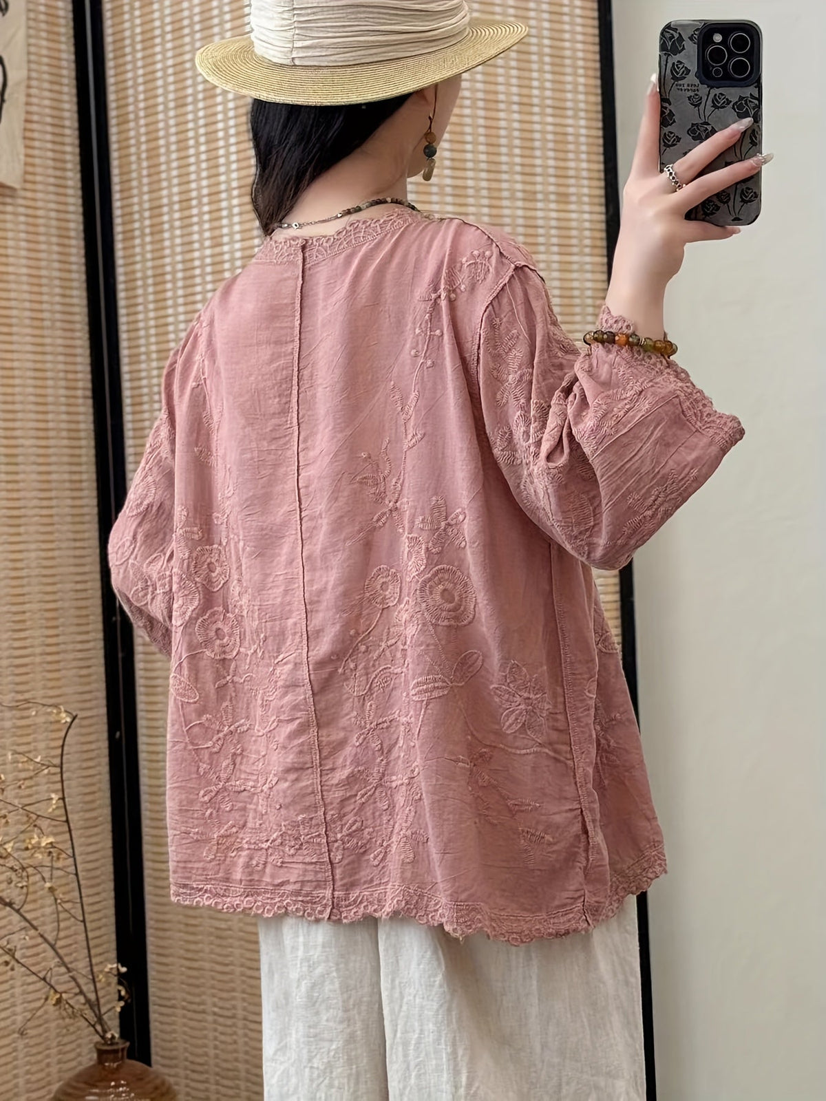 Damen Kurzarm Bluse mit V-Ausschnitt, Stickerei & Spitzenbesatz, Knopfleiste