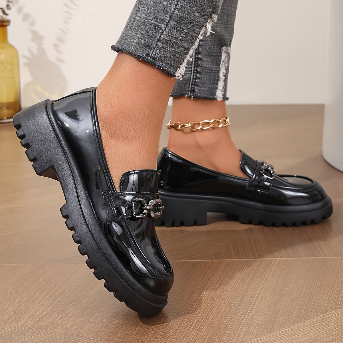 Damen Loafer mit Kettendetail – Elegante Slip-On Halbschuhe für Alltag und Büro