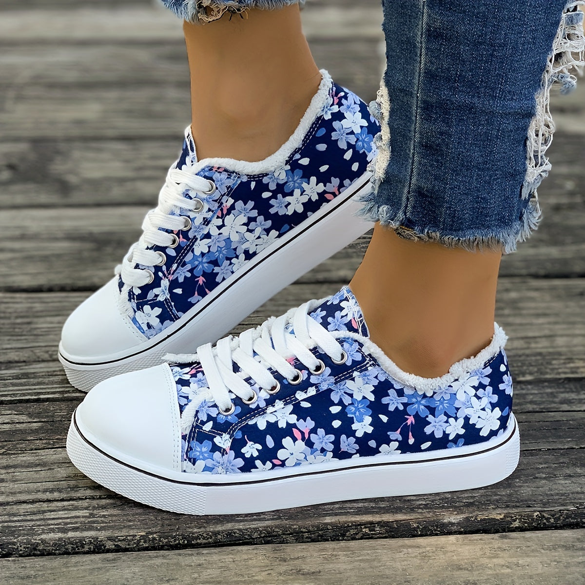 Damen Sneaker mit Blumenmuster – Modische Freizeitschuhe für Alltag und Spaziergänge