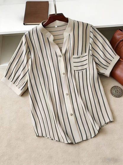 Herren Kurzarm Freizeithemd mit Streifen und Stehkragen – Modernes Button-Down Hemd für Alltag und Büro