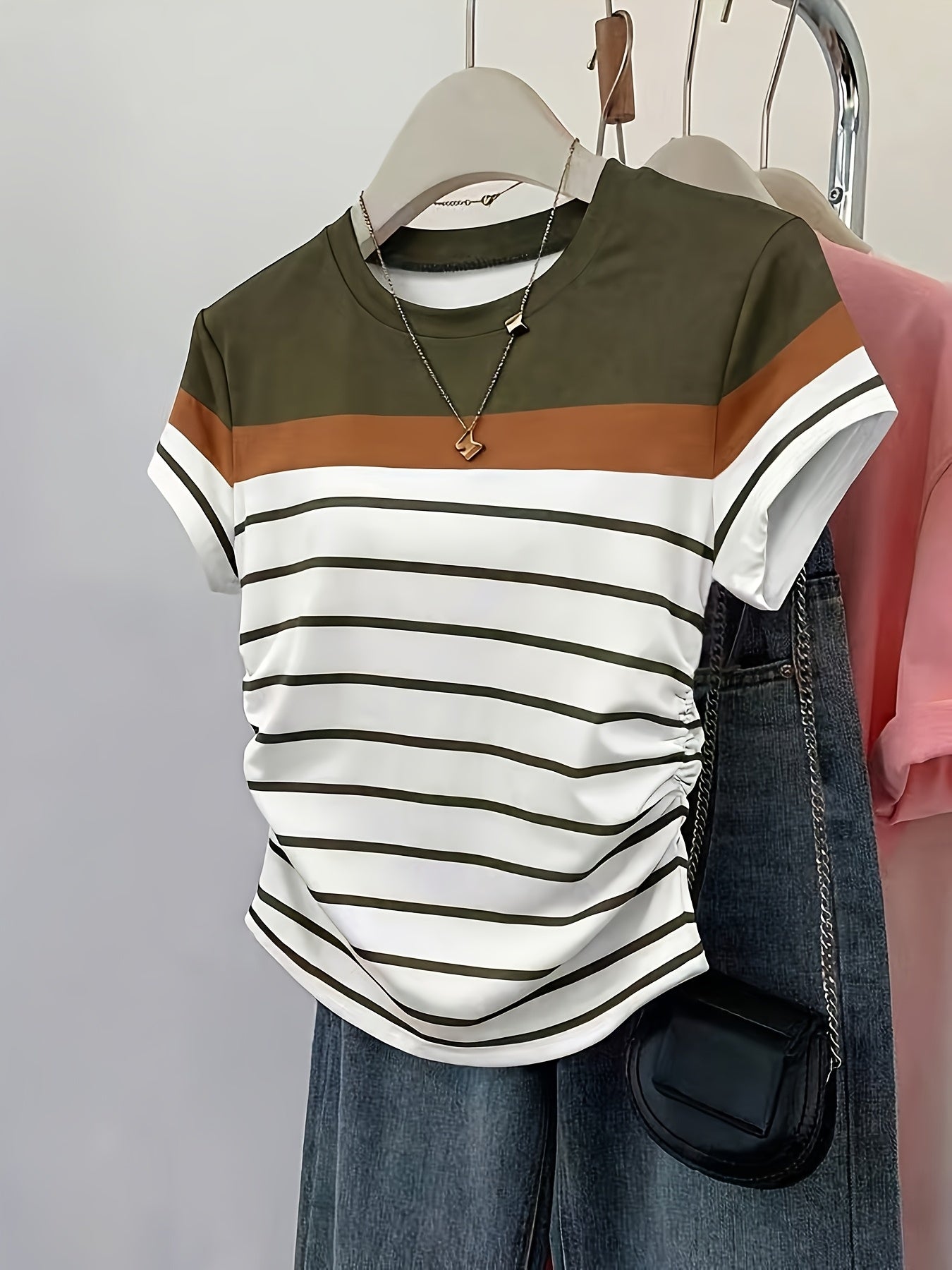 Damen T-Shirt mit Streifen und Raffungen – Modisches Freizeitshirt, Kurzarm, Elegant für Alltag und Büro