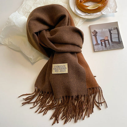 Unisex Winterschal mit Fransen in Sand