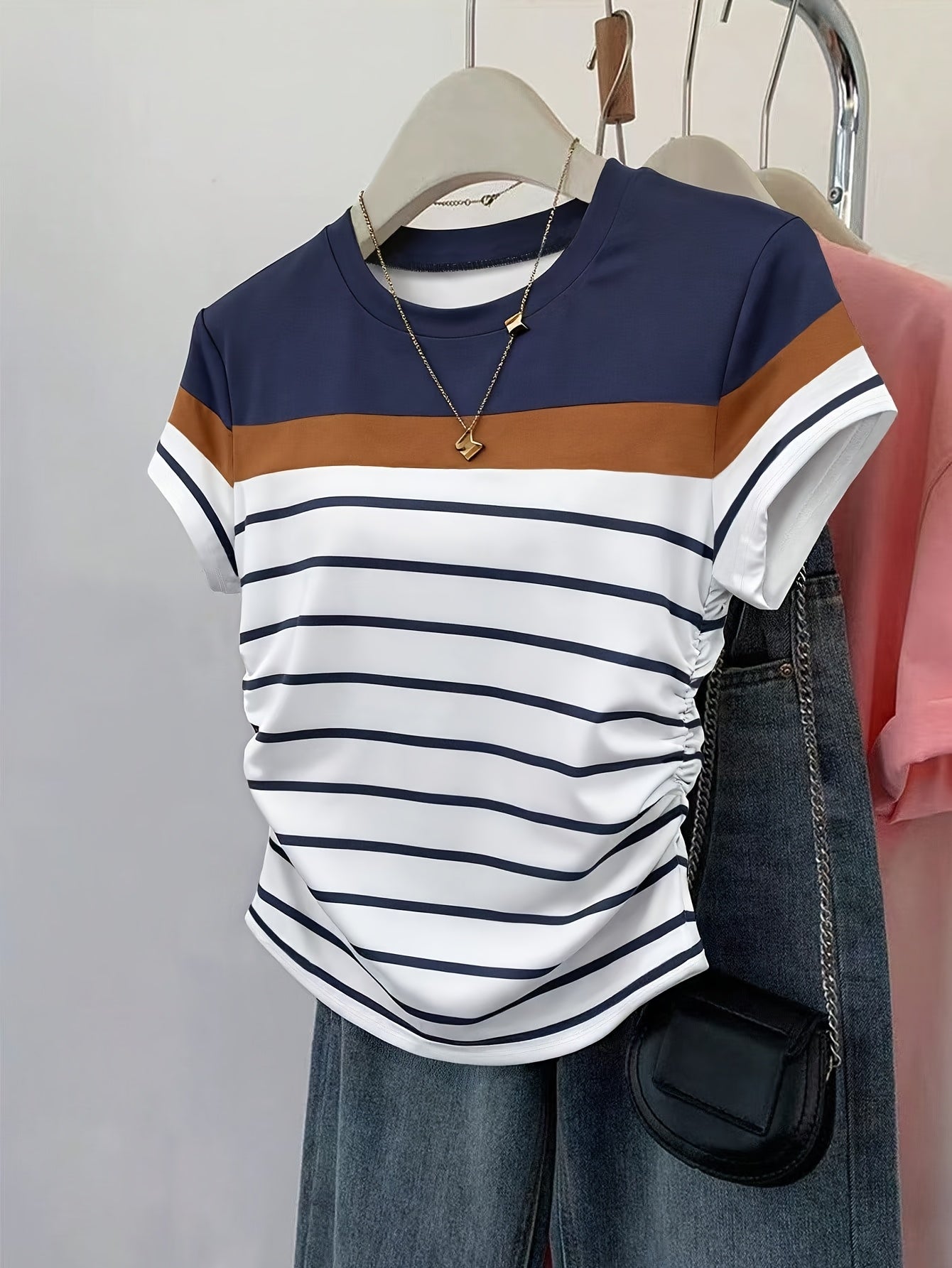 Damen T-Shirt mit Streifen und Raffungen – Modisches Freizeitshirt, Kurzarm, Elegant für Alltag und Büro