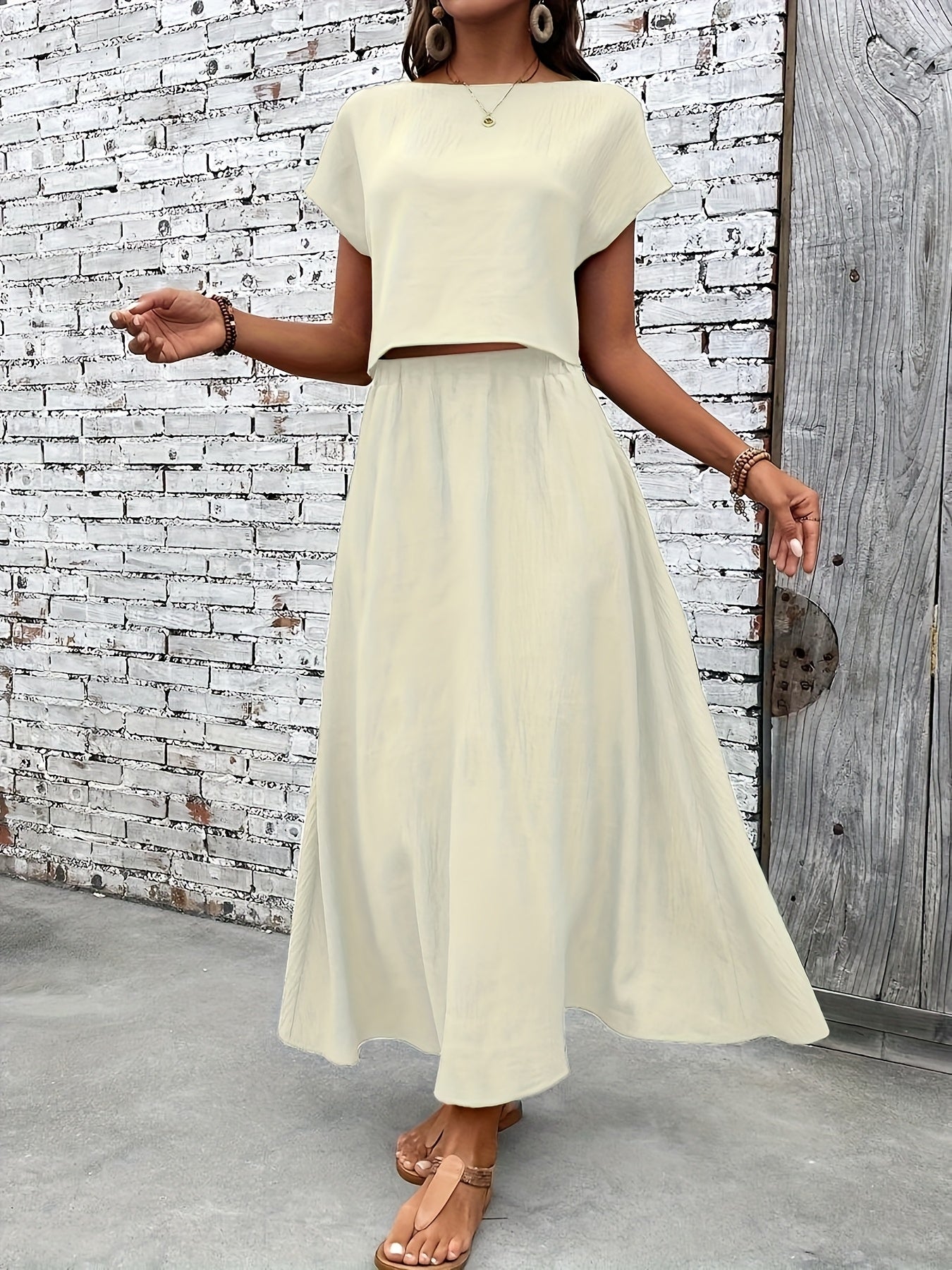 Damen Zweiteiliges Set – Elegantes Sommer-Outfit mit Crop Top und Maxirock, Modernes Freizeit-Ensemble