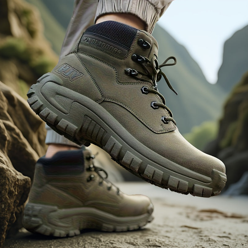 Herren Outdoor Stiefel mit Schnürung, hohem Schaft und profilierter Sohle