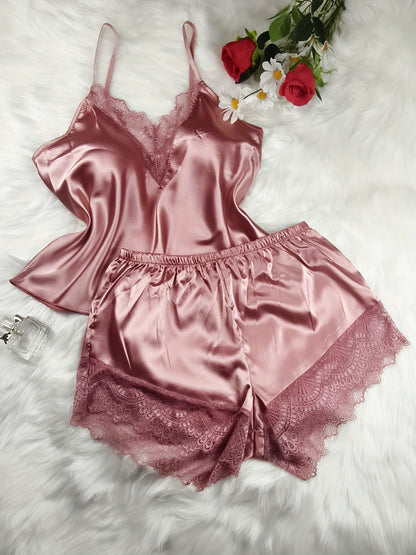 Damen Satin Pyjama Set mit Spitze – Verführerischer Loungewear Stil für Zuhause und gemütliche Nächte