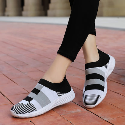 Damen Slip-On Sneaker – Bequeme Freizeitschuhe mit modernem Muster für Alltag und Spaziergänge