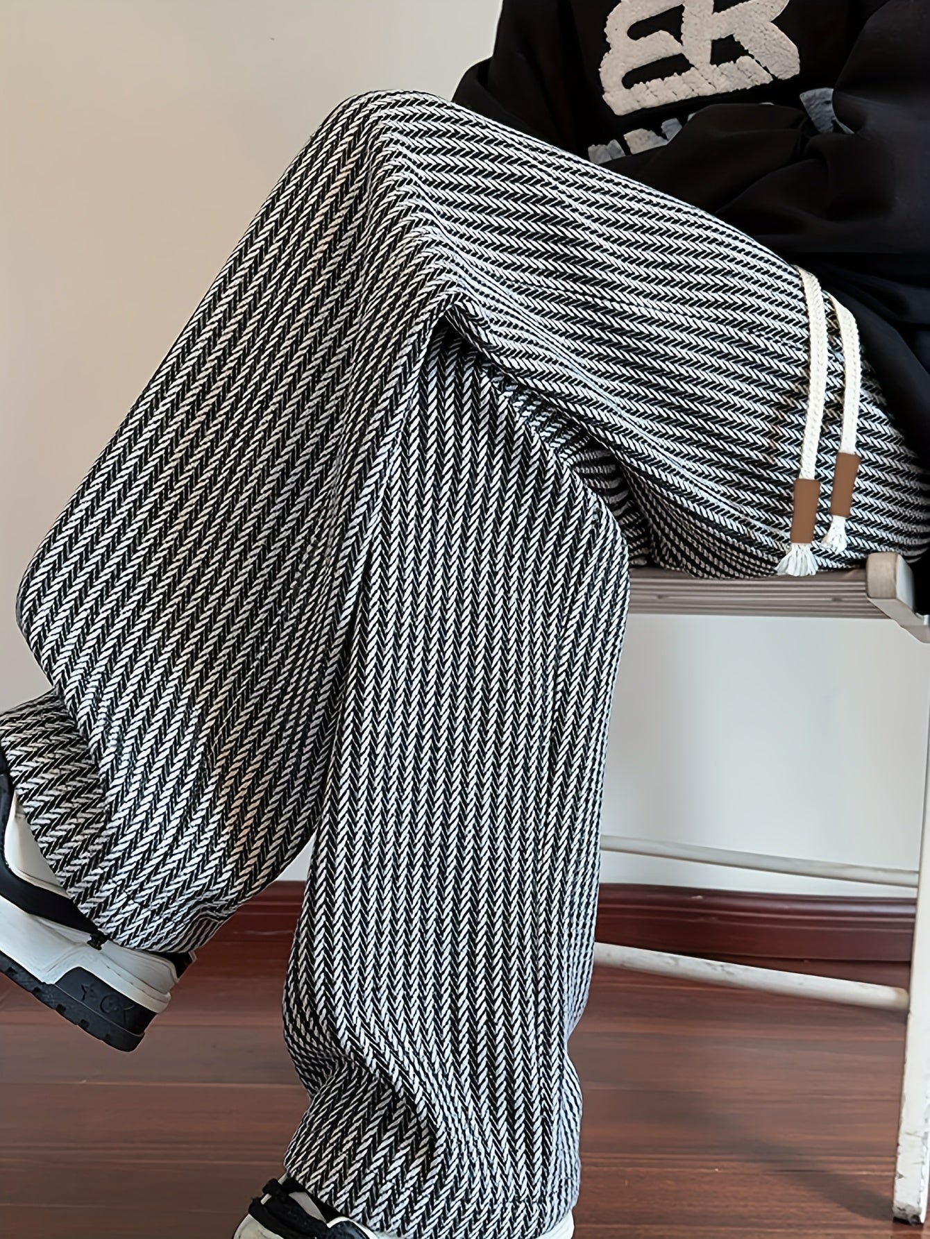 Herren Strickhose im angesagten Streetstyle, gerade geschnitten, lässig für Alltag & Freizeit