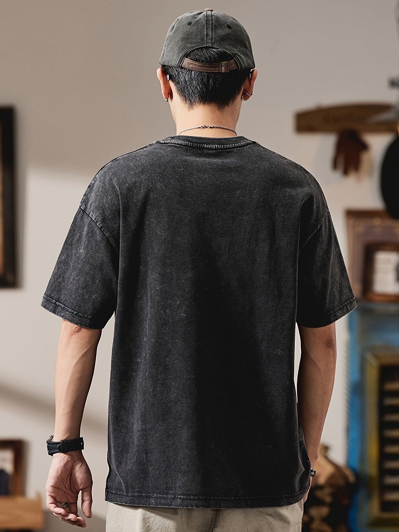 Herren Oversize Streetwear T-Shirt mit Prägung – Moderner Urban Style