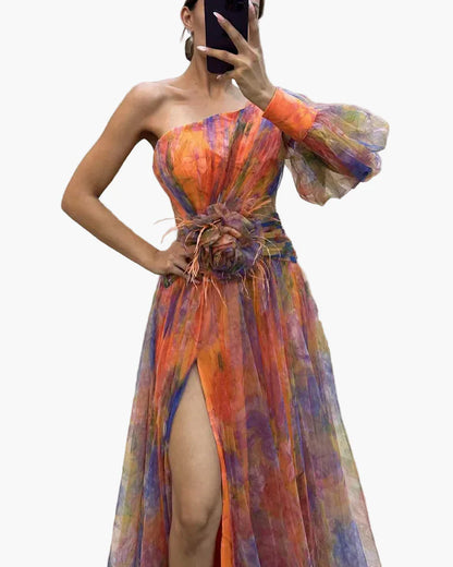 Damen Abendkleid One-Shoulder Maxikleid Elegant mit Schlitz und Federdetails – Perfekt für besondere Anlässe