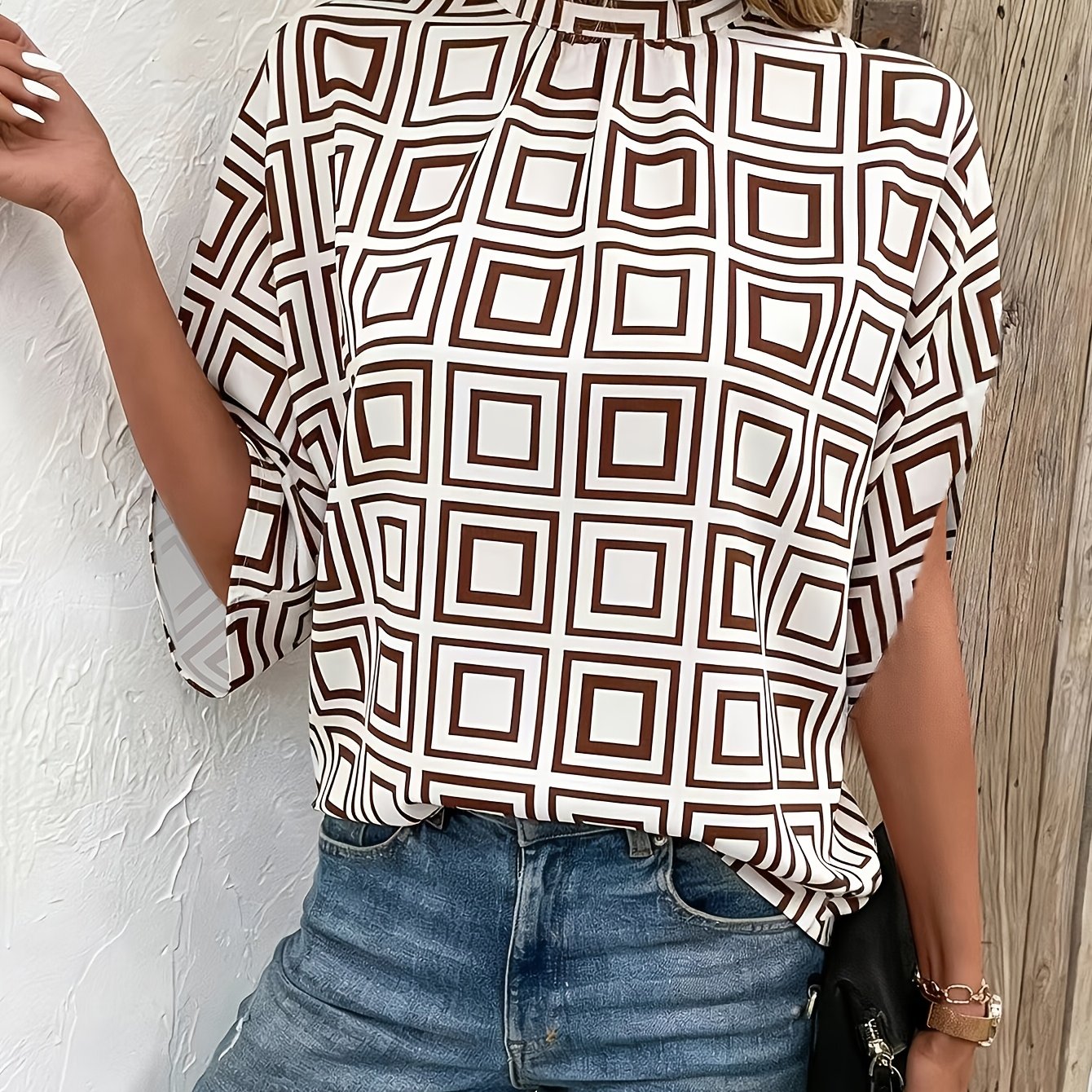 Damen Bluse mit Stehkragen und geometrischem Muster – Modischer Alltags- und Büro-Look