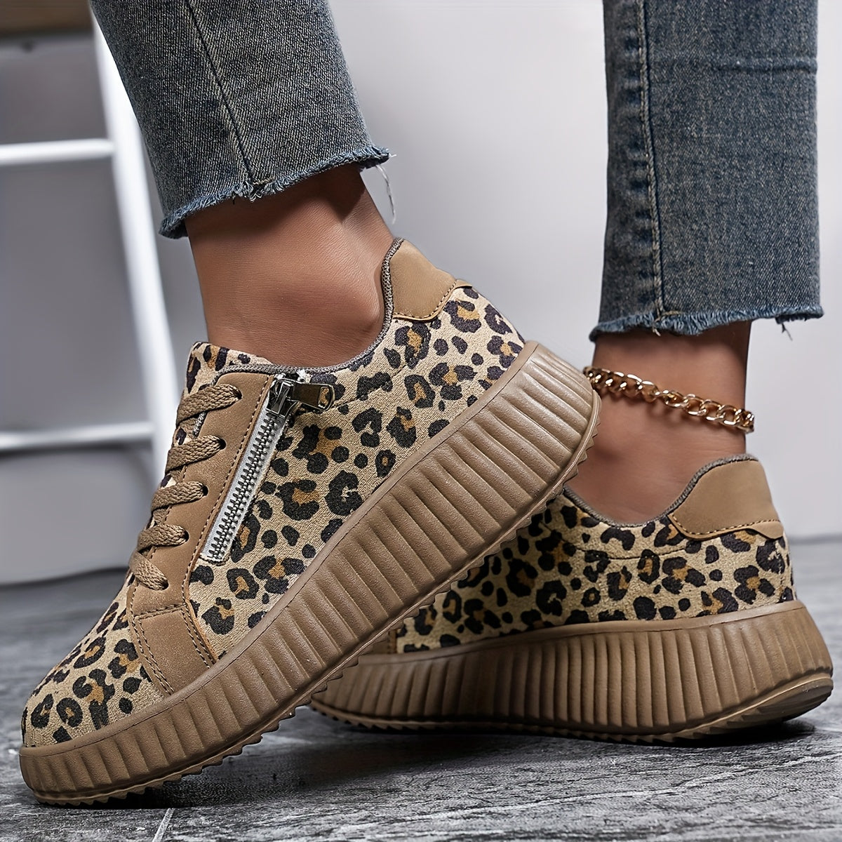 Damen Plateausneaker mit Leopardenmuster und Reißverschluss – Modische Freizeitschuhe für Alltag und Streetstyle