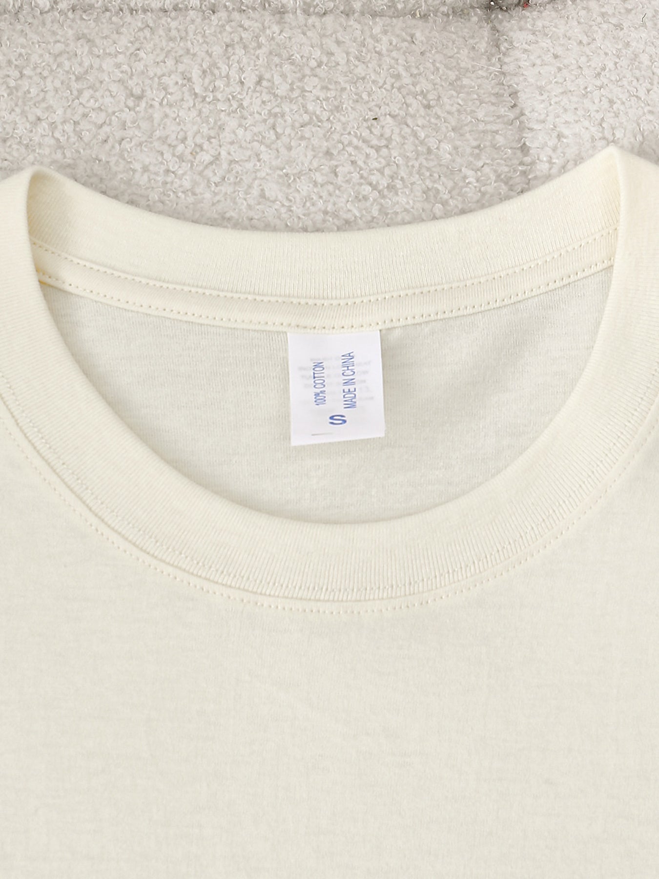 Damen T-Shirt mit Vintage-Schiff Motiv – Maritimer Freizeitstil
