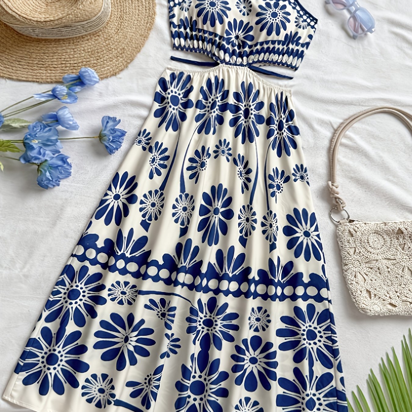 Damen Maxikleid mit Blumenmuster und Cut-Out-Detail – Eleganter Sommerstil