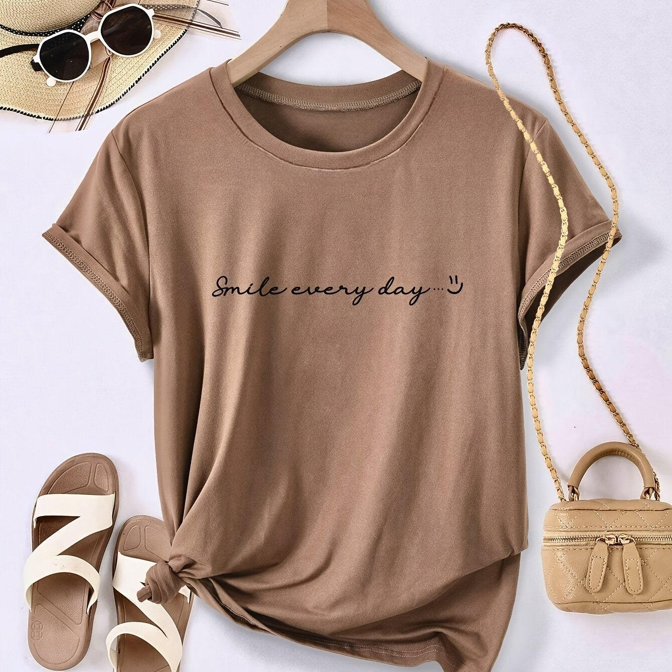 Damen T-Shirt mit Slogan Smile Every Day – Lockeres Freizeitshirt mit Aufdruck