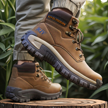 Herren Outdoor Stiefel mit Schnürung, hohem Schaft und profilierter Sohle