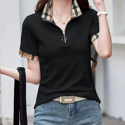 Damen Casual Poloshirt mit Reißverschlusskragen und Karodetails – Modisches Freizeitshirt für Alltag und Ausgehen