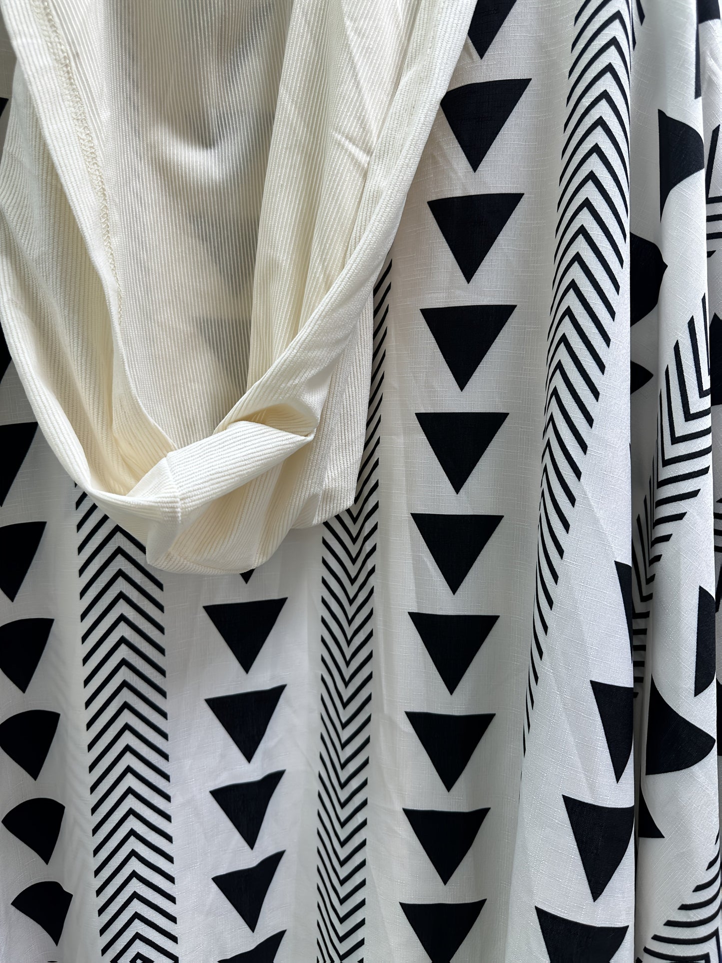 Herren Boho Poncho mit Kapuze – Geometrisches Muster, Überwurf für Strand und Festival