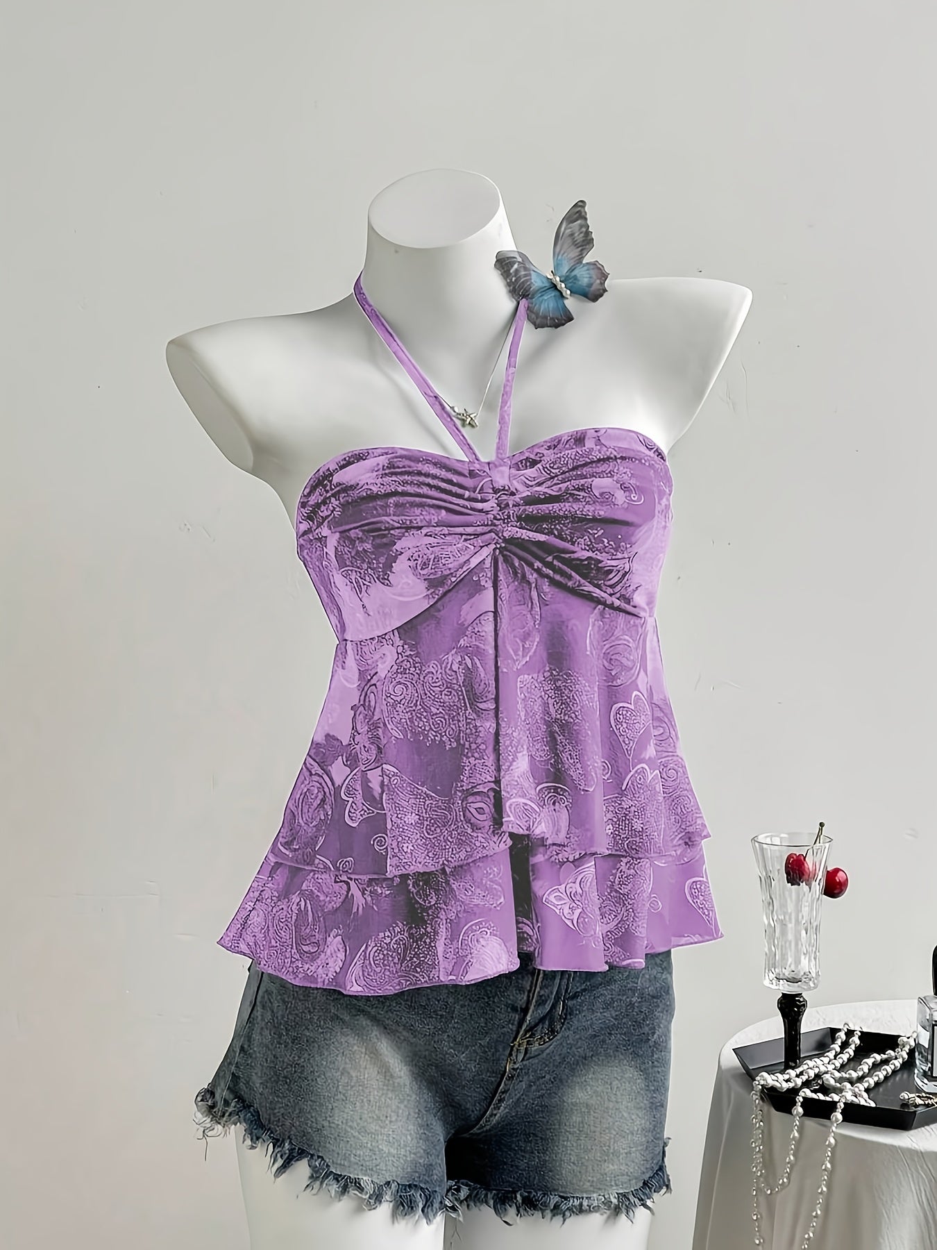 Damen Neckholder-Top im Boho-Stil mit Rüschen und Herzmuster – Modisches Sommer-Peplum für Freizeit und Ausgehen