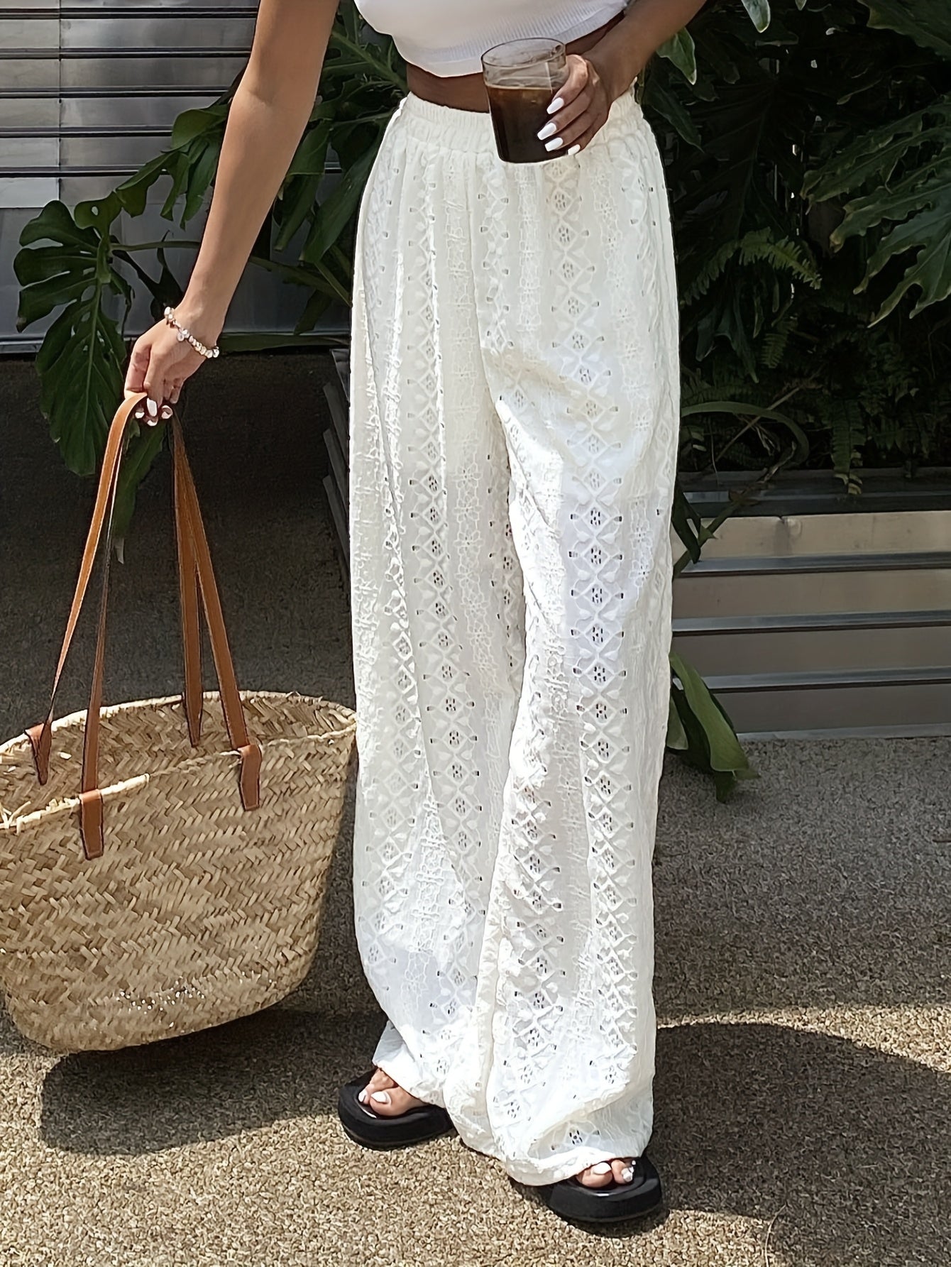 Damen Weite Spitzenhose im Boho-Stil – Elegant, Feminin & Vielseitig für Sommer und Urlaub
