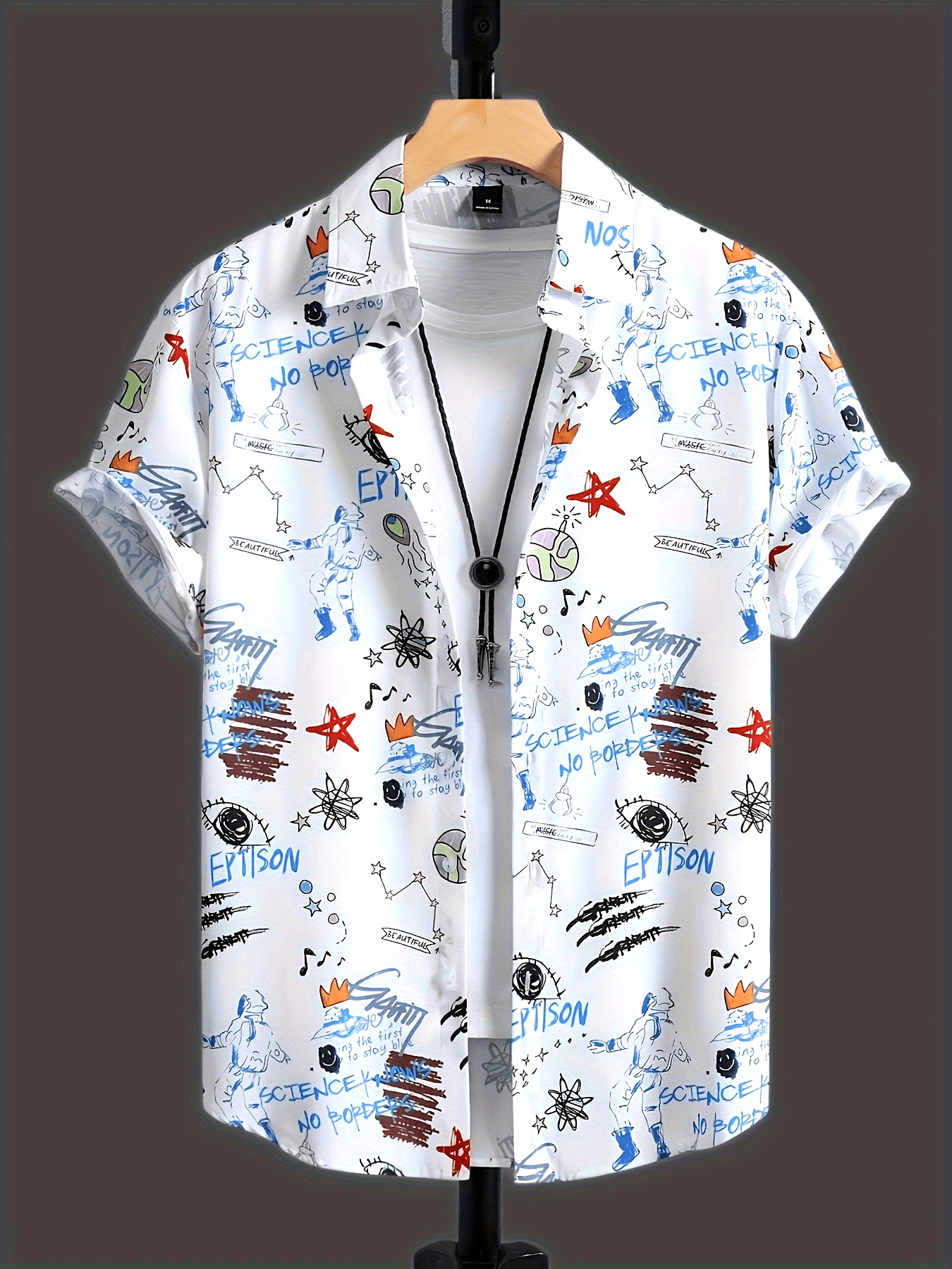 Herren Kurzarm Hemd mit Graffiti-Print – Urban Streetwear Stil für Freizeit & Alltag