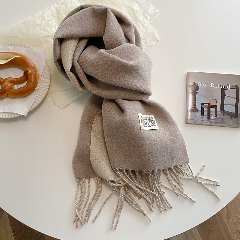Unisex Winterschal mit Fransen in Sand