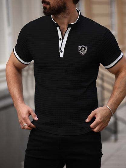 Herren Stepp-Henley Poloshirt mit Wappen-Emblem – Modernes Casual Shirt für Alltag und Freizeit