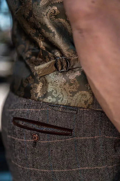 Dreiteiliger Herrenanzug im Vintage-Look mit Karomuster