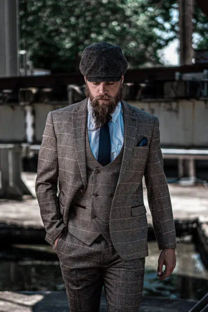 Dreiteiliger Herrenanzug im Vintage-Look mit Karomuster