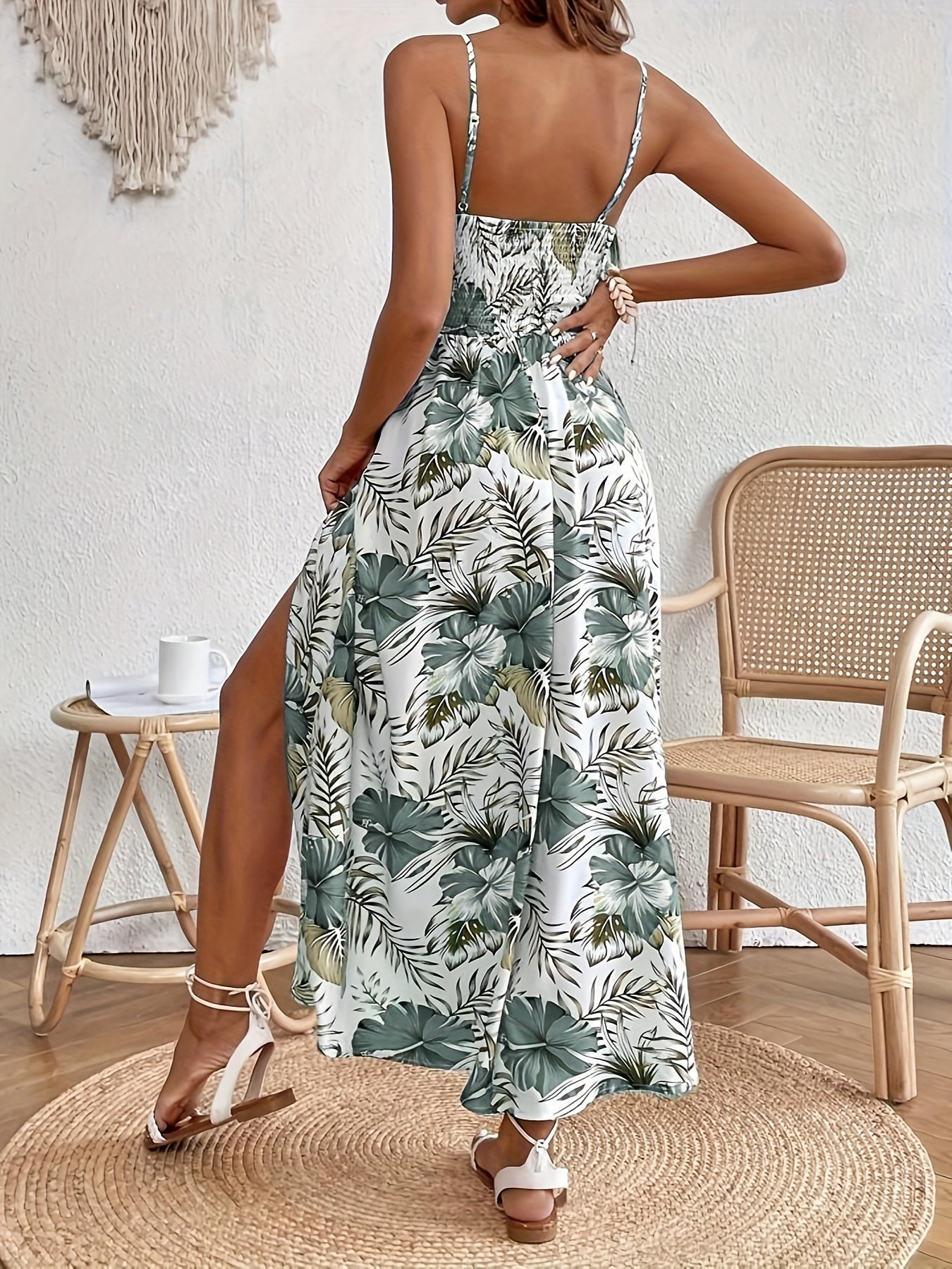 Damen Sommer Maxikleid Elegant mit Blumenmuster und Spaghettiträgern – Perfekt für Urlaub und Freizeit
