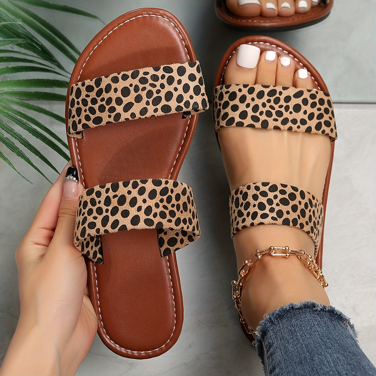 Damen Sandalen mit Leopardenmuster – Modische Slip-On Sommerschuhe für Alltag & Freizeit