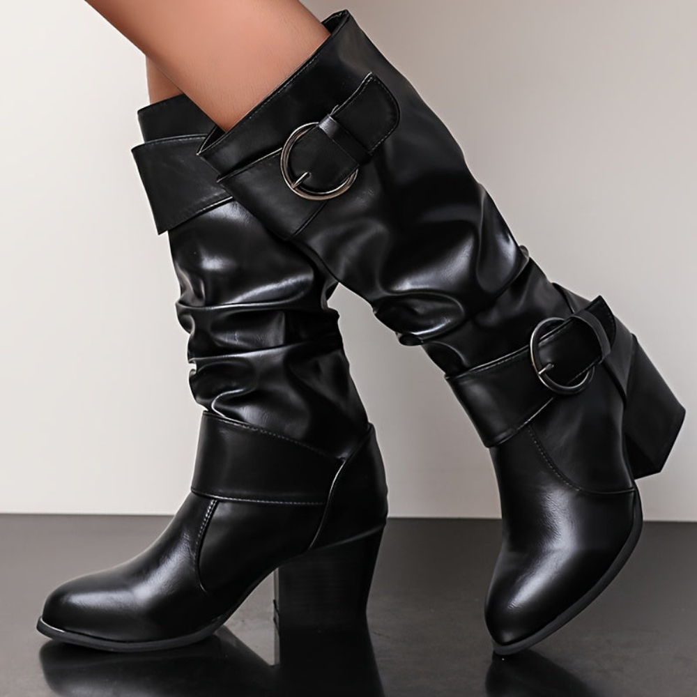 Damen Stiefel mit Schnallen und mittelhohem Absatz, locker geschnitten