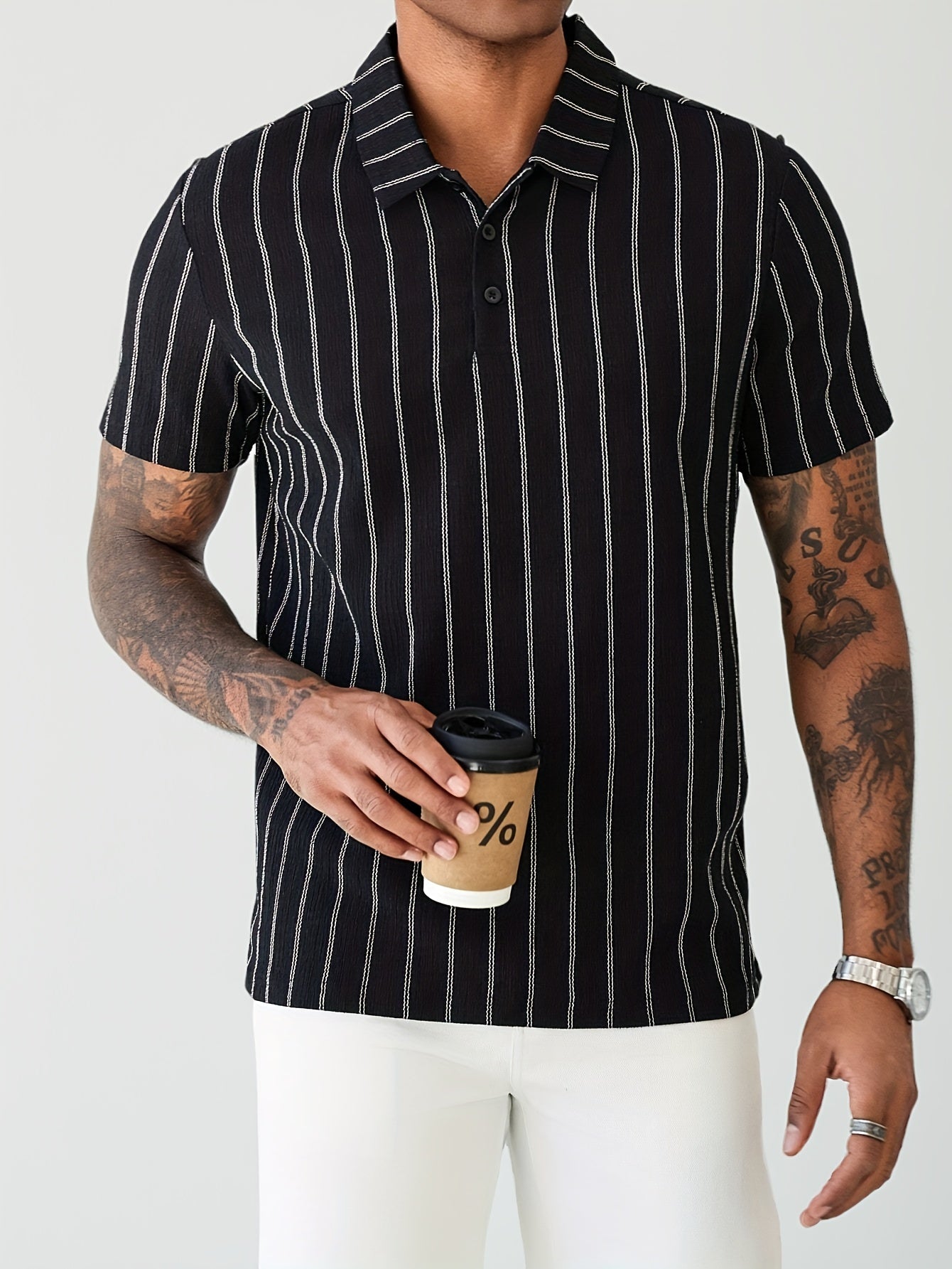 Herren Polohemd mit Nadelstreifen – Modernes Kurzarm Shirt für Business und Freizeit