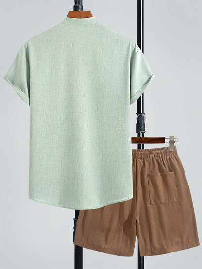 Herren Freizeit Set – Modernes Henley Shirt mit Shorts, Zweiteiliges Outfit für entspannte Anlässe